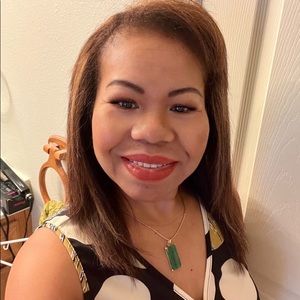 Meet your Posher, Thuy